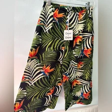 🆕 DAVI + DANI SMALL ✨ cropped Tropical Print Pants NWT