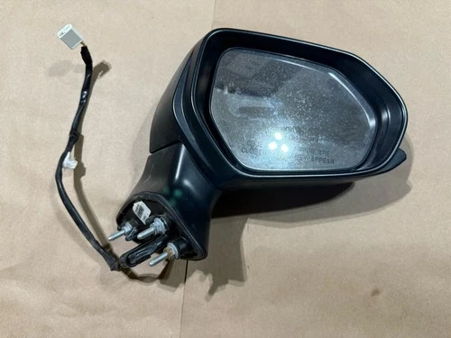 2018-25 Toyota Camry OEM Right RH Passenger Side View Mirror