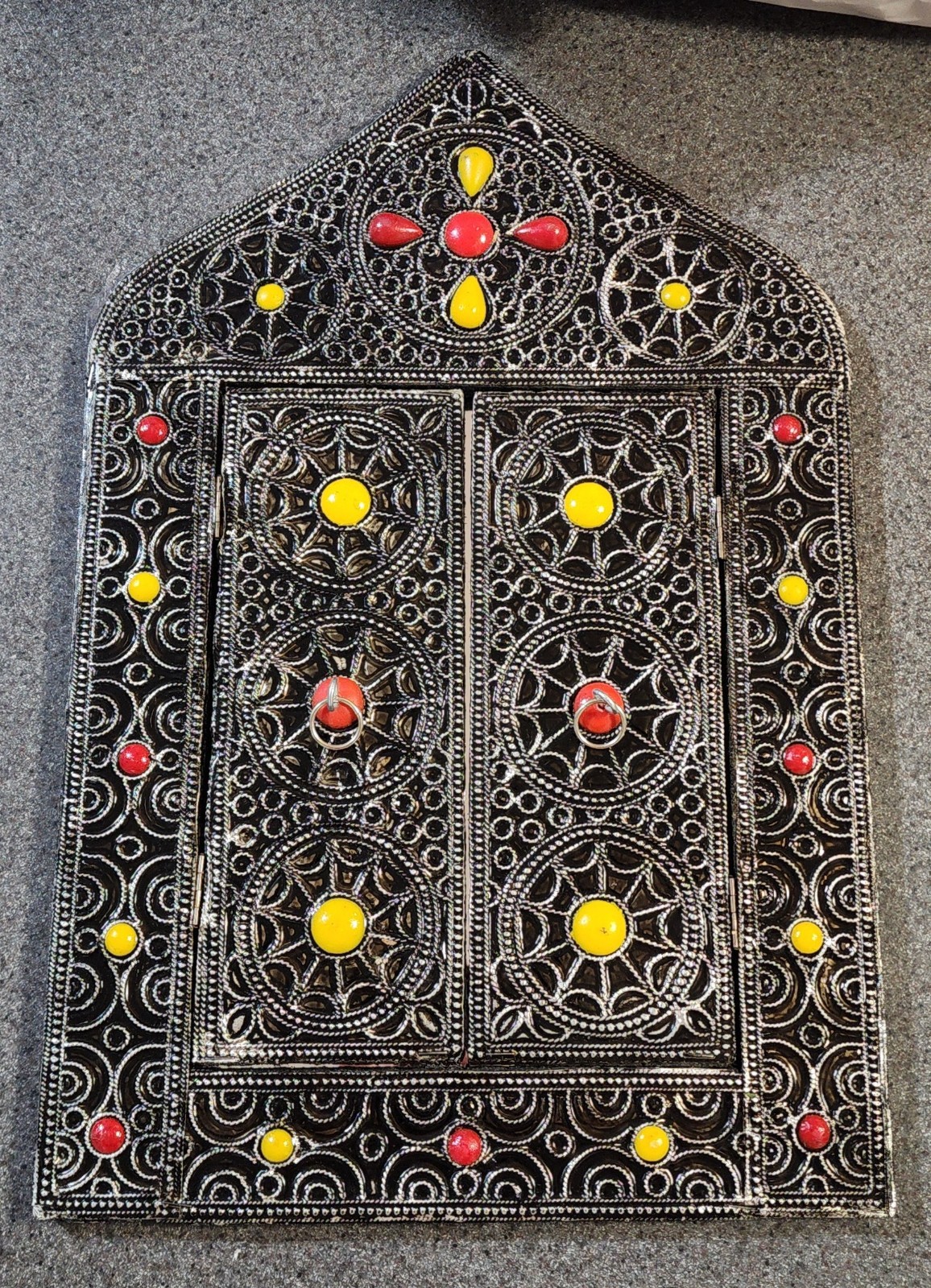 Picture 1 of 3
