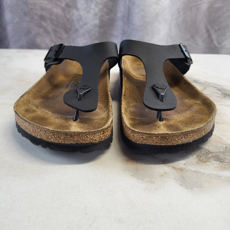 Sandálias femininas Birkenstock Gizeh tamanho 41/10 pretas - Imagem 3 de 4