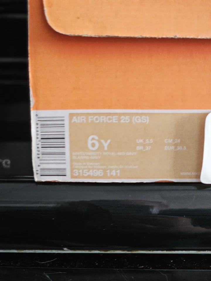 Rare Nike Air Force 25 (2006) Basketball Shoes Size 7.5 women's 6y - Image 3 of 4