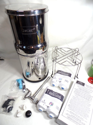 NEW no Box BIG Berkey Water Filter System w Black & PF-2 Filters Stand Spigot