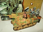 King & Country WSS73 German Army Mobile 105 Assault Gun Waffen SS & 3 Crew 1:30