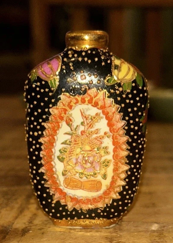 Antique Hand Painted Chinese Snuff Bottle No Stopper Qing Dynasty - Image 4 of 4