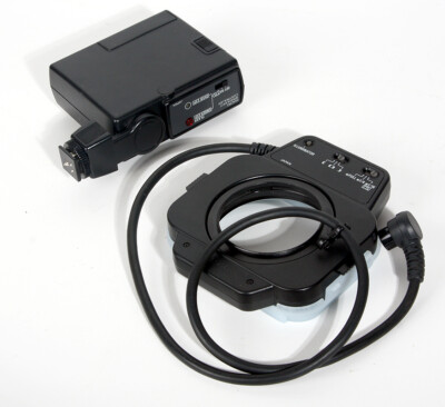 m NIKON MACRO SPEEDLIGHT SB-21 + AS-14, TOUCHY POWER SWITCH