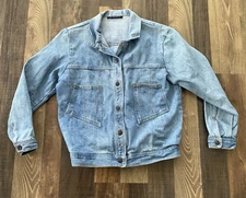 Shades Brand Vintage Blue Denim Jacket Snap Buttons Size Small **Stains