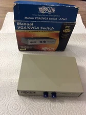 Tripp-Lite 2 Port Manual VGA SVGA Switch Input and Output Splitter B112-002-R
