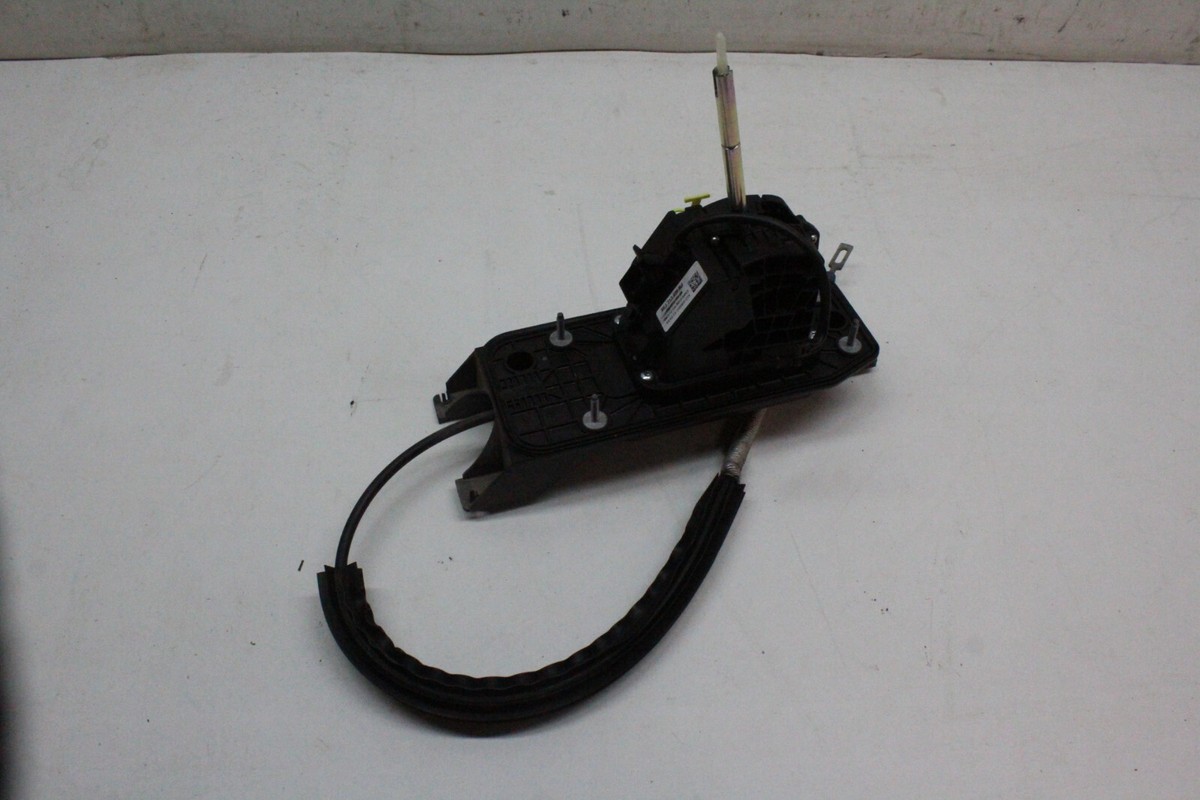 2013 VW PASSAT AUTOMATIC TRANSMISSION GEAR SHIFTER 5K1 713