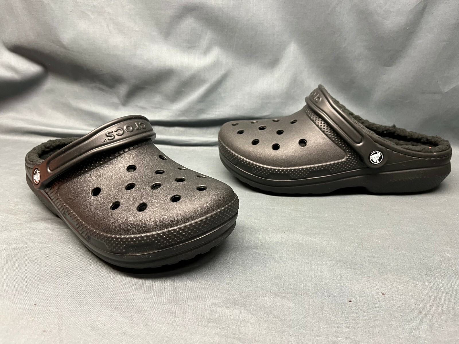 Crocs Men's Classic Lined Clog Slip-On 