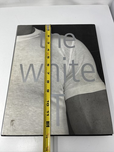 The White T Coffee Table Book Fashion Alice Harris Giorgio Armani Gay Interest - Picture 12 of 12