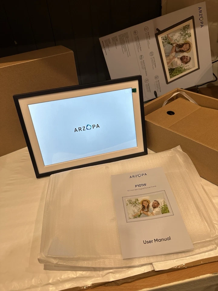 WiFi Digital Photo Frame 10.1 Inch - Built in 32GB Memory, 1280x800 IPS LCD - Image 2 of 3