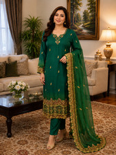 Pakistani Designer 3-Piece Shalwar Kameez Dupatta Suit Green Embroidered Size Me