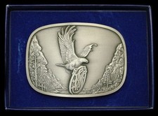 MF28169 UNUSED w/BOX 1982 AMERICAN TRADITIONS SMITH WESSON SILVER BUCKLE