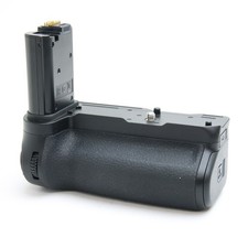 Nikon Power Battery Pack MB-N12 for Nikon Z8 -Near Mint- 214