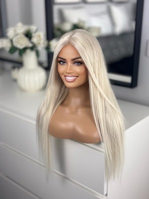 Iced White Platinum Hellblond Lace Front 20  26  100% Echt Langhaar Perücke *