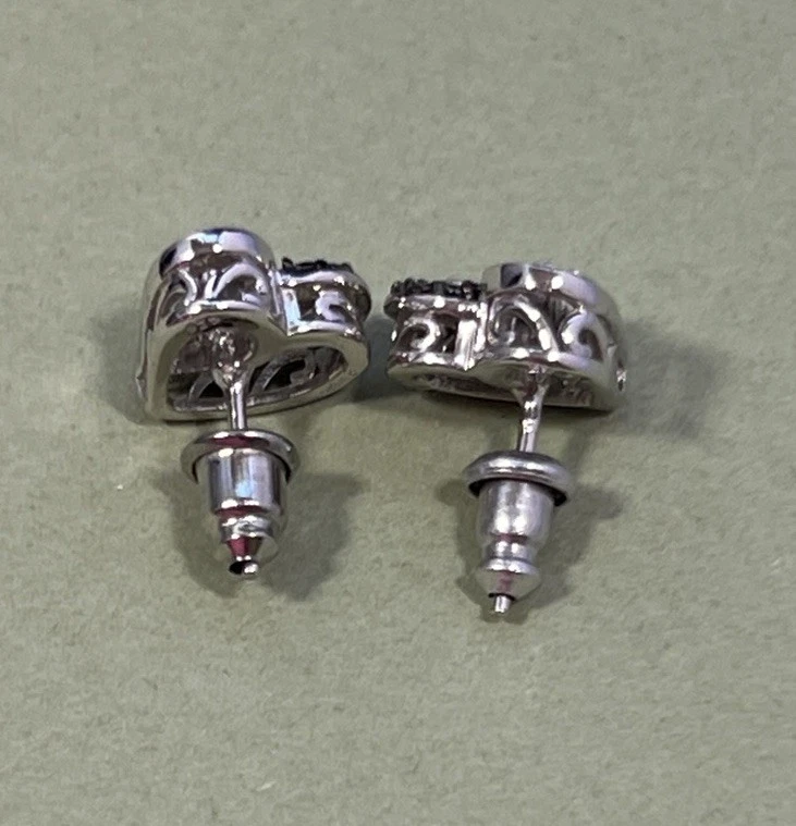 Aretes con corazón de diamantes Kay Jewelers de plata de ley rollo abierto negro blanco Foto 4 de 4