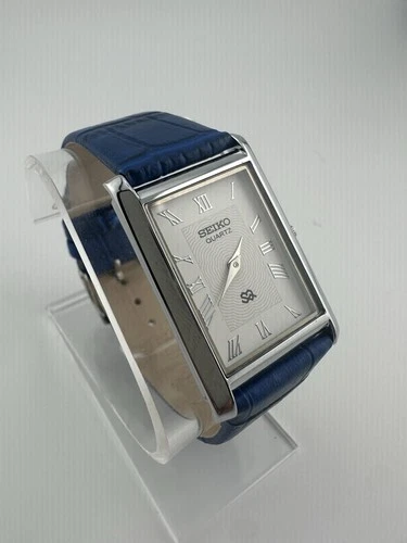WHITE DIAL Vintage Seiko Slim Quartz men’s Wrist Watch