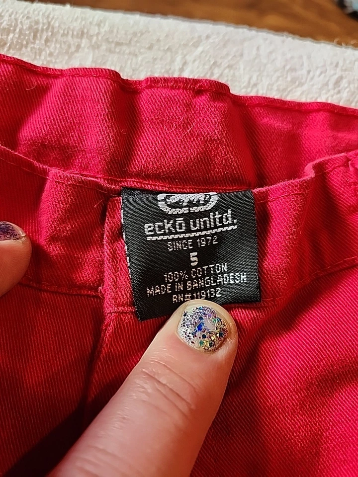 Pantalones Cortos Ecko Unltd Juveniles Talla 5 Rojo Denim Shorts Foto 3 de 4
