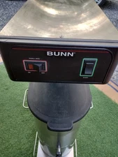 BUNN ICED TEA BREWER TB3 WITH  3 GALLON DISPENSER STAINLESS STEEL - GOOD COND.