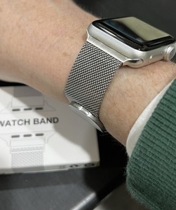 Apple Watch Magnetic Adjustable Watch Band Silver. Used.