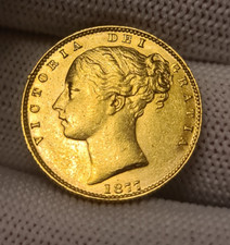Full Sovereign Coin 1877 Shield Back Sydney Mint Young Head 22 Carat Solid Gold