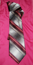 Czerwony / srebrny pasek JEDWABNY KRAWAT - 59" DŁUGOŚCI x 4" SZEROKOŚĆ ~ od Crazy Horse