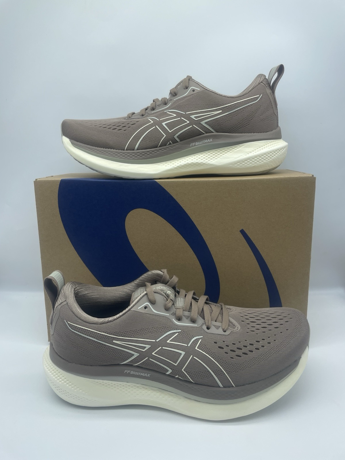 ASICS GlideRide MAX Men\'s Size 9 Max Cushioned Running/Walking Shoes ASICS Glideride Max 2 Men main image 3