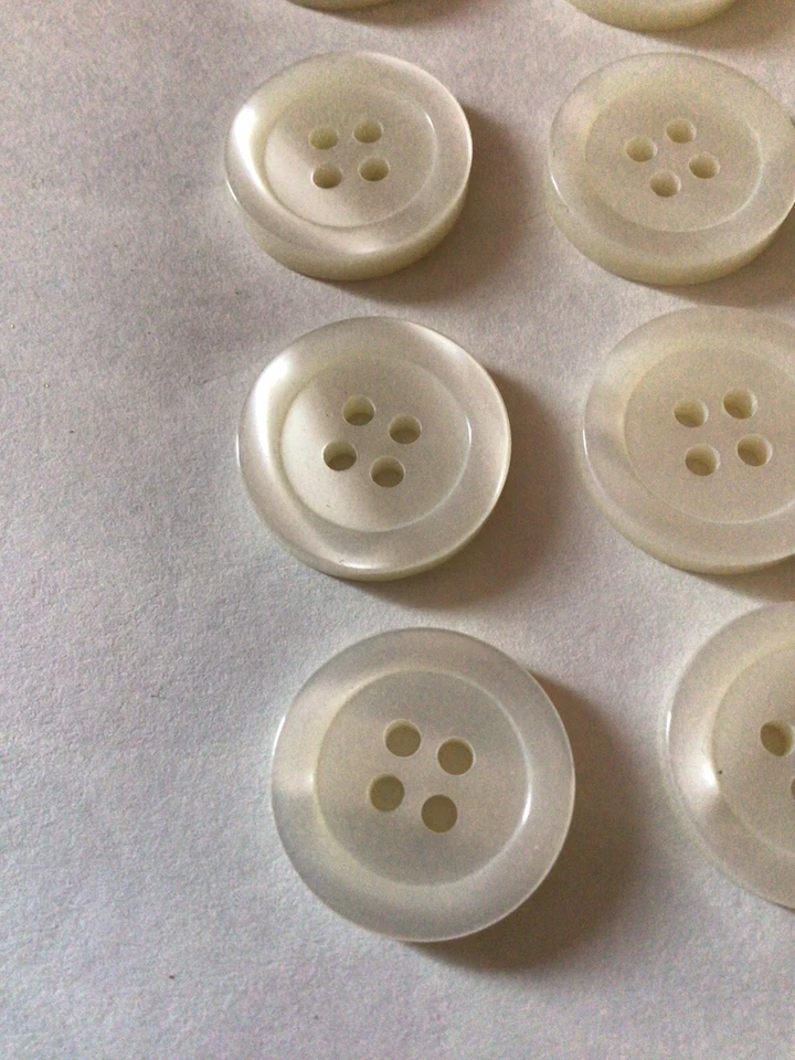 15 x 18mm Shiny Ivory With Rim 4 Hole Buttons  Sewing/Knitting/Crafts - Image 2 of 3