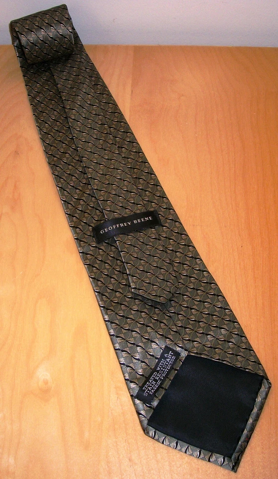 Corbata de cuello de seda Geoffrey Beene verde oliva a cuadros para hombre 58,5" de largo x 3,9" de ancho (D763) Foto 3 de 4