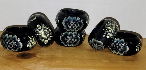 VTG Lot of 6 Hand Painted Wooden Napkin Rings Dark Blue Cream Lacquer Russian - Picture 2 of 5
