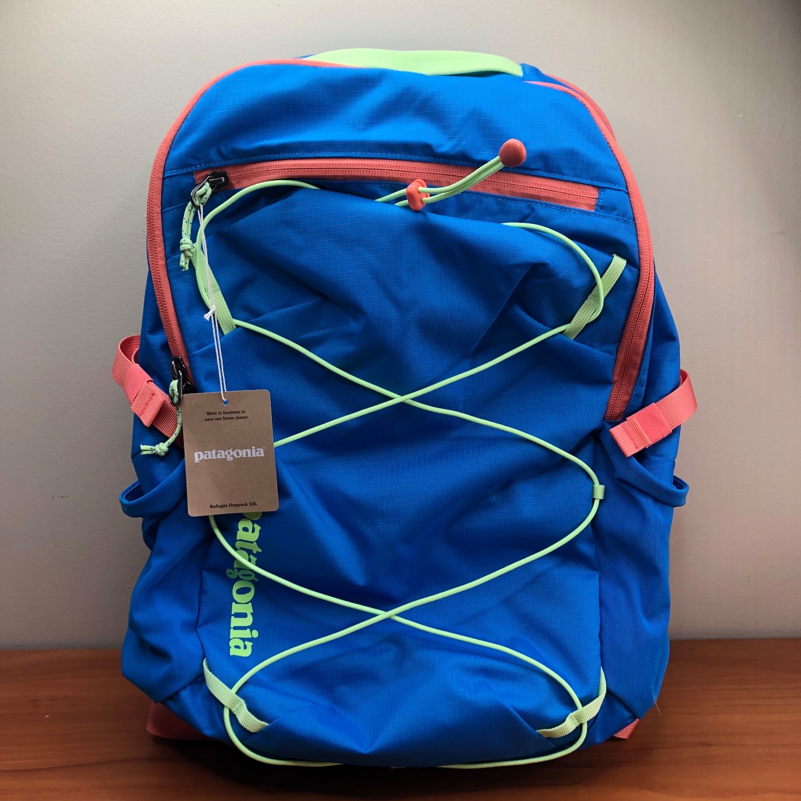 Patagonia Refugio Day Pack 30L  Durable Backpack Vessel Blue