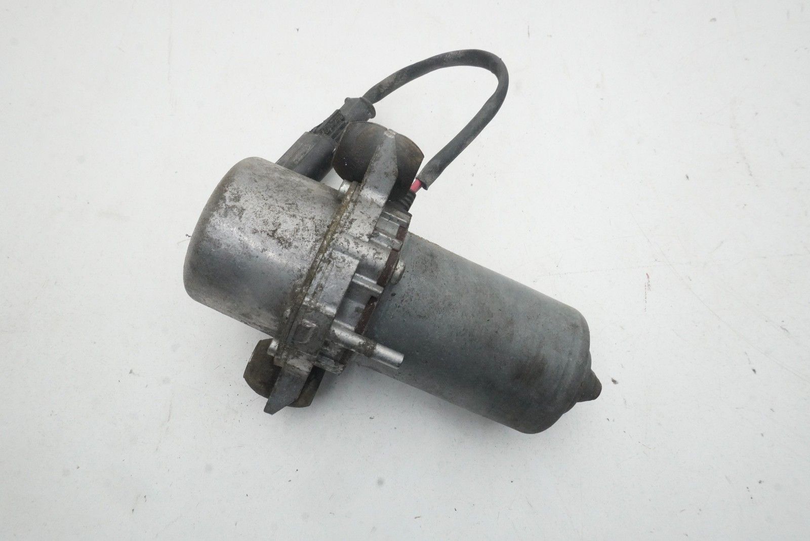 Power Brake Booster Vacuum Pump 34336851289 OEM BMW i8 2014-17