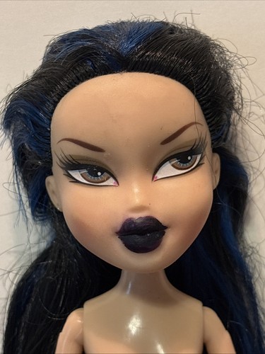 RARE Bratz Jade Doll PrettyNPunk London 2005 Original Vtg Punkz 1st Edition - Picture 2 of 21