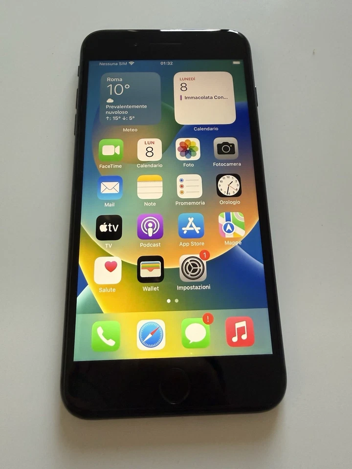 Apple iPhone 8 Plus - 64 GB - Grigio Siderale  (Sbloccato) - Immagine 2 di 4