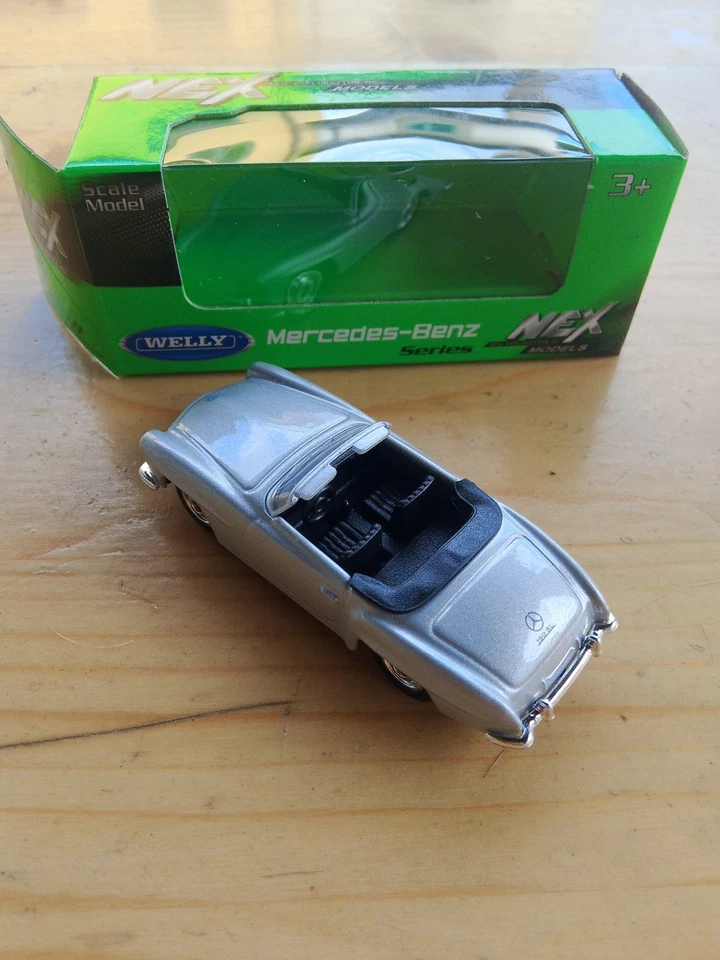 Modellino Welly Mercedes 190 SL Scala 1:60 Circa Nuova - Immagine 4 di 4