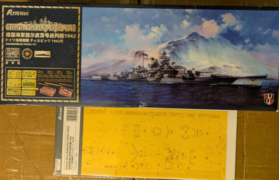 Flyhawk FH1133S 1/700 Battleship Tirpitz (1942) Deluxe Edition mit Holzdecks
