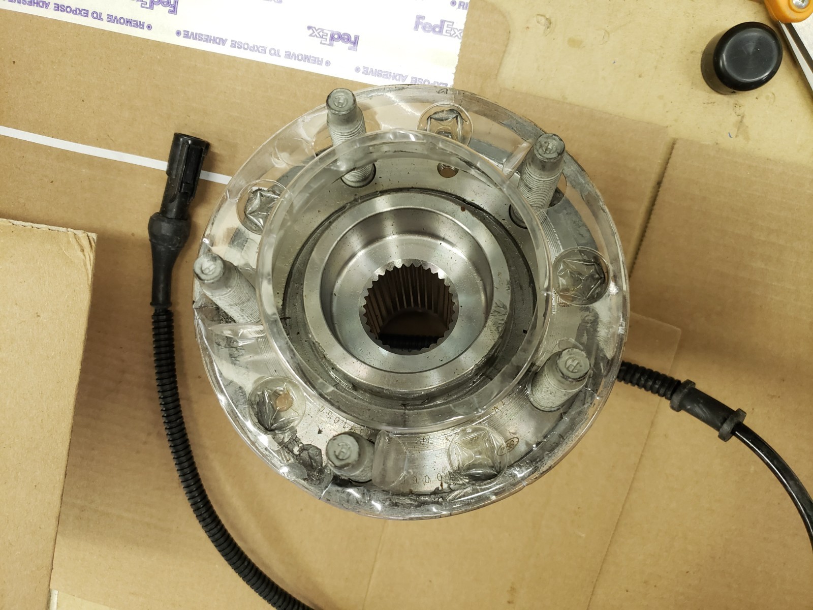 NEW/OLD Stock 2005/06 Ford GT Wheel Hub Assembly- 4G7V-1104-AA