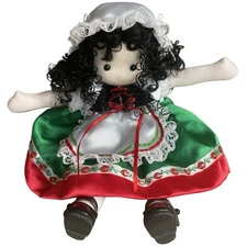 Green Tree Musical Doll Mexico Wind Up Shelf Sitter Plays O Solo Mio  8"