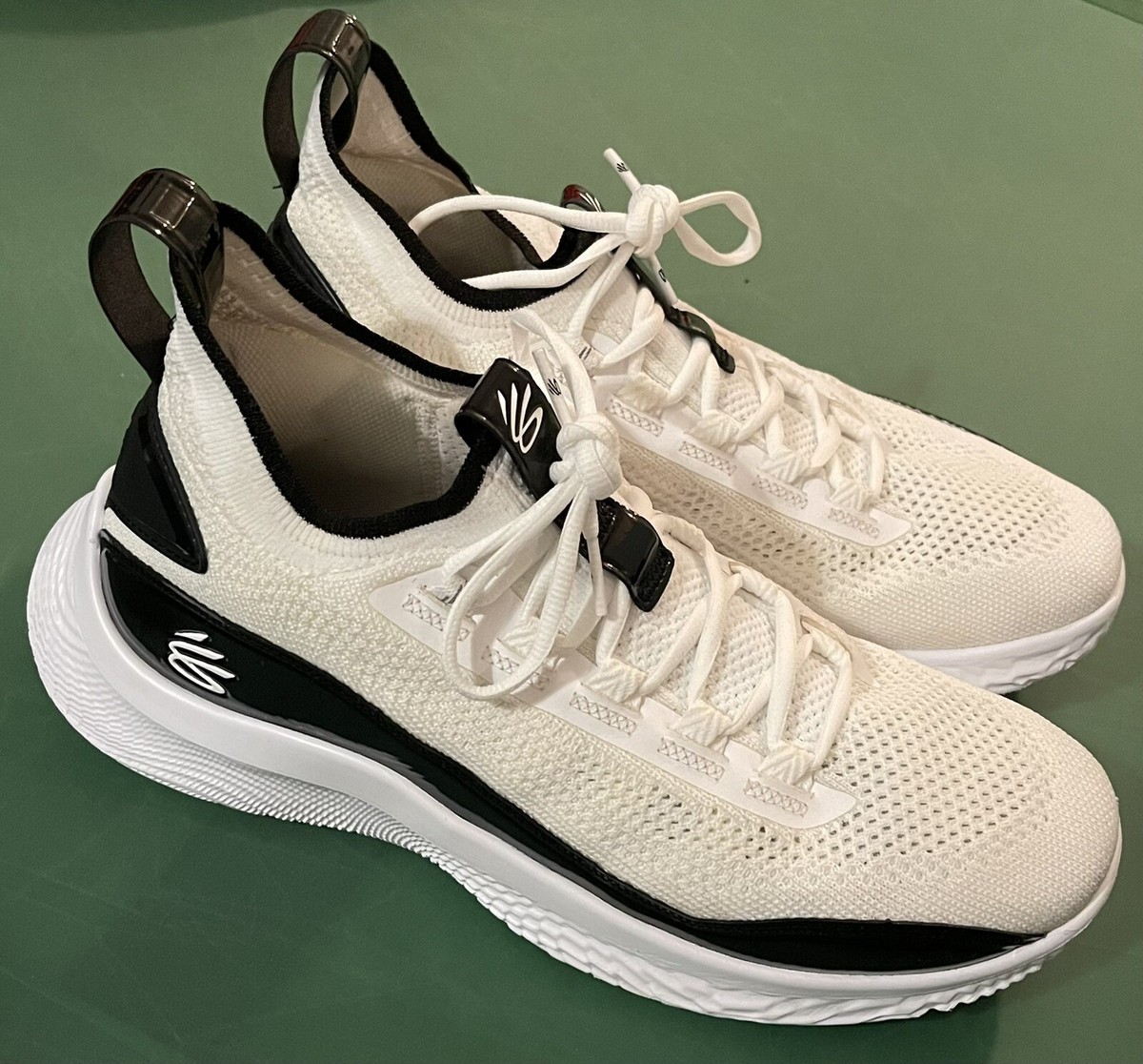 Under Armour Curry Flow 8 Men's Basketball Shoe Sz 12 White Black