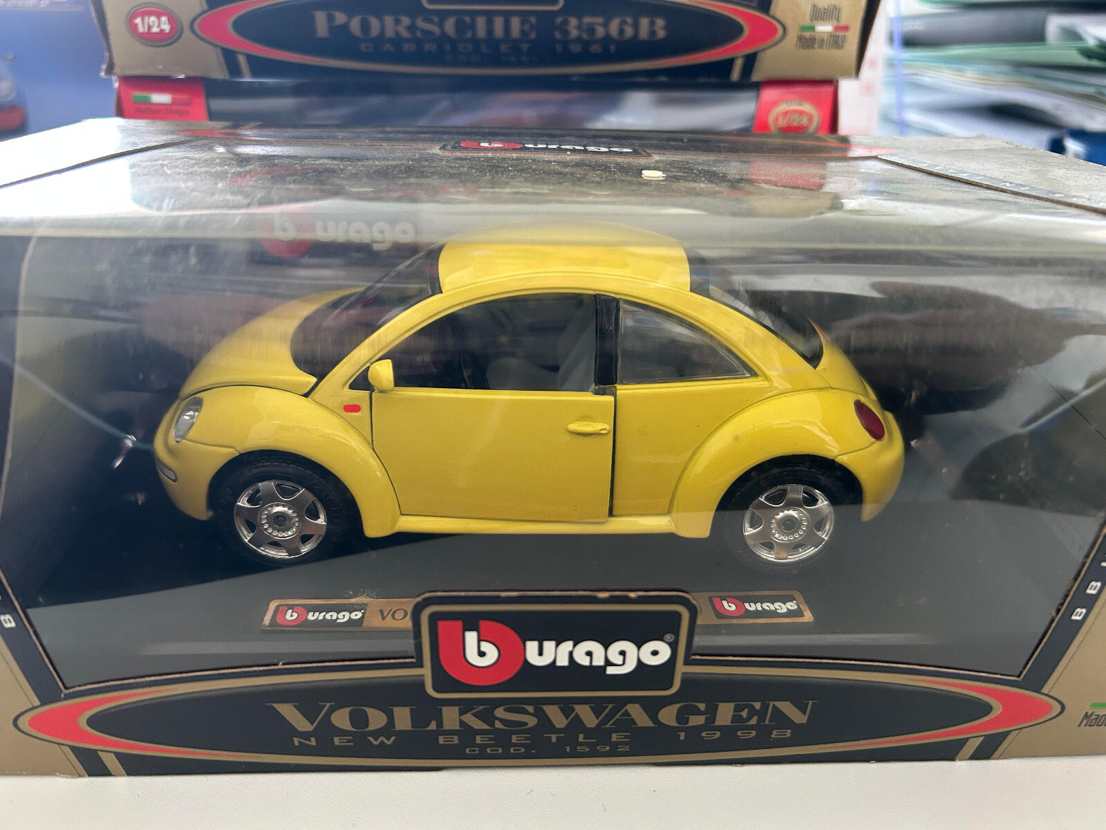 Foto 1 di 1