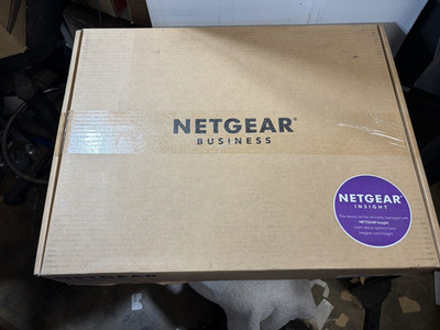NETGEAR ProSafe ( GS752TPv2) 48 Port Rack Mountable PoE Switch. Power/ears incl!
