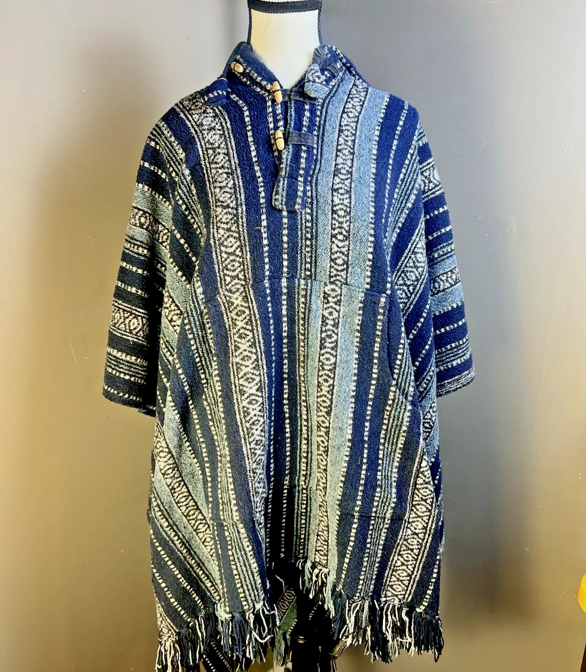 Kathmandu Nepal Woven Cotton Poncho One Size Hippie Boho Blue Striped Deadhead
Opens in a new window