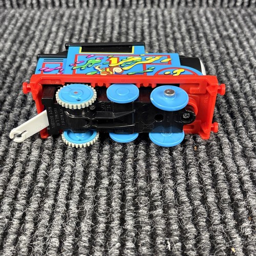 Thomas & Friends Motorized Train Set Paint Delivery Set Replacement Train HDY59 - Picture 12 of 12
