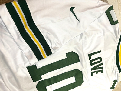 XL Jordan Love #10 White Vapor FUSE w/ Captains patch Jersey Green