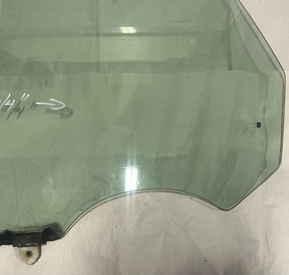 95-99 TOYOTA AVALON ЛЕВАЯ ЗАДНЯЯ ДВЕРЬ СТЕКЛО - Изображение 4 из 4