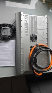 Büttner Elektronik MT 1700 SI-N Wechselrichter 1700W mit Netzumschaltung defekt