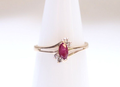 Vintage 10K Gelbgold Marquise Rubin Ring CZ Akzente Größe 7 Nachlass 1,1g