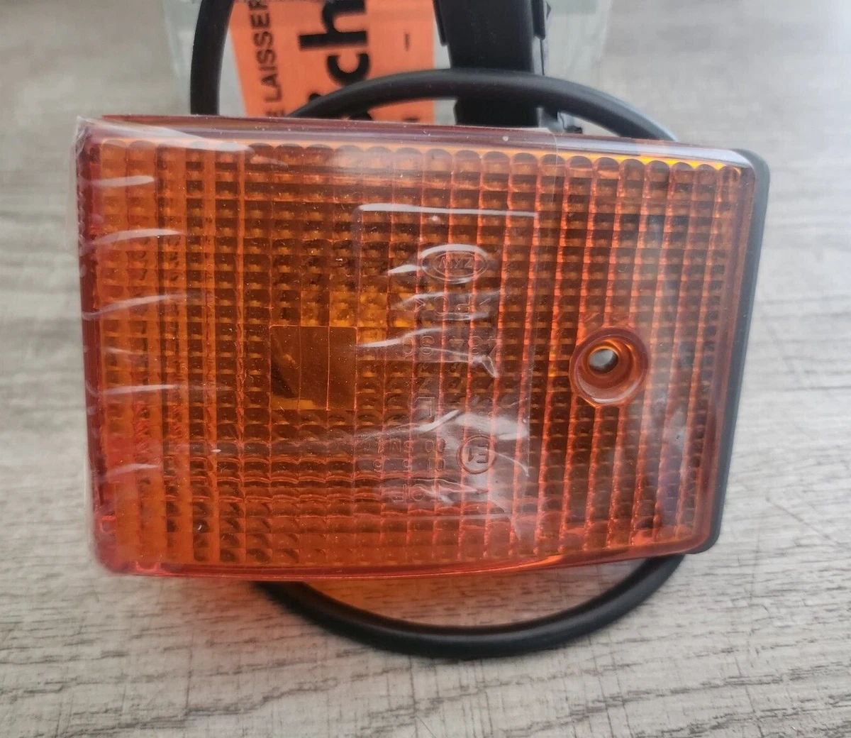 Genuine Mercedes-Benz Left Additional Turn Signal Lamp Actros 