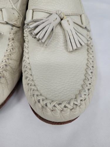 Cole Haan Mocassins Loafers Womens 9.5 B Leather Tassels Ivory White Slip On - Picture 2 of 15