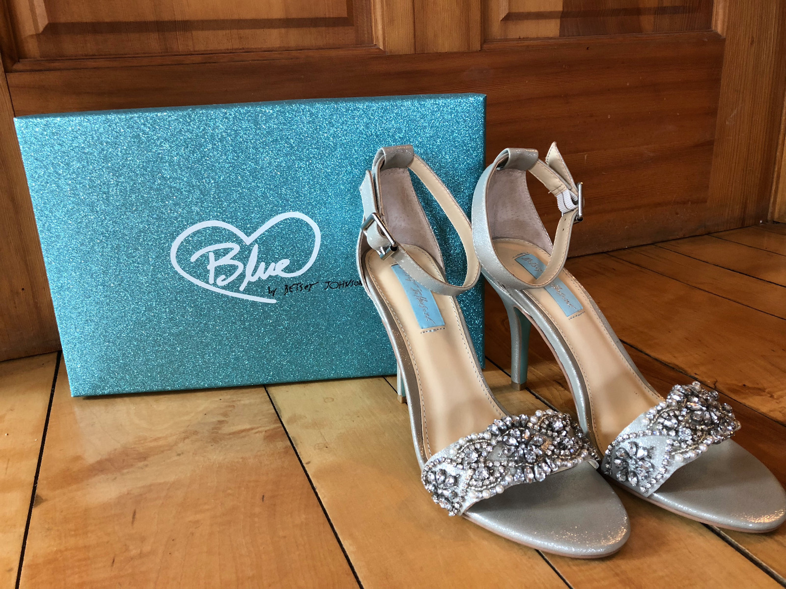 betsey johnson sb adley